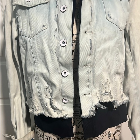 Women's Cream Denim Jacket - Picture 3 of 9